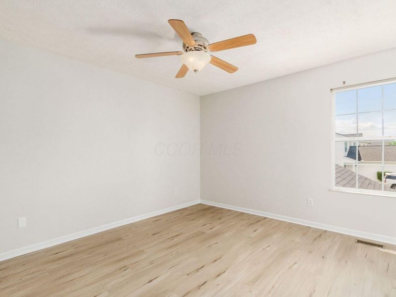 1842 Bashan Drive, Unit 75F, Columbus, OH 43228 Photo 17