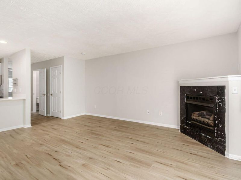 1842 Bashan Drive, Unit 75F, Columbus, OH 43228 Photo 4