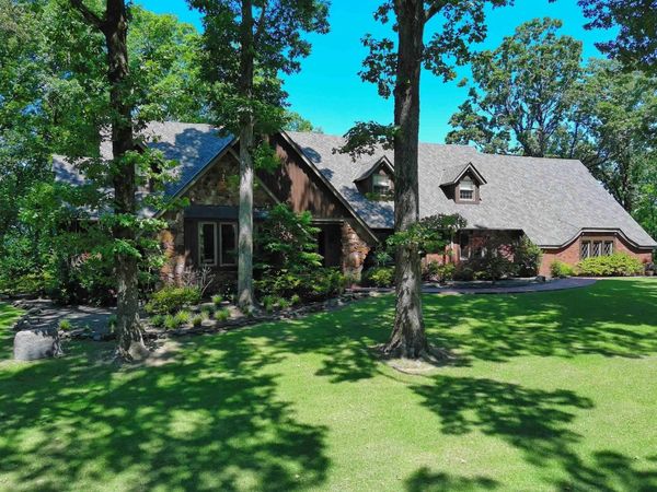 1003 Oakwood Dr, Wynne, AR 72396