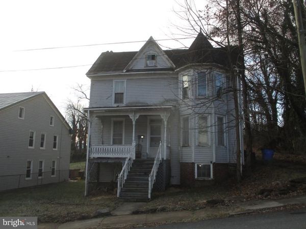 44 E B STREET, BRUNSWICK, MD 21716