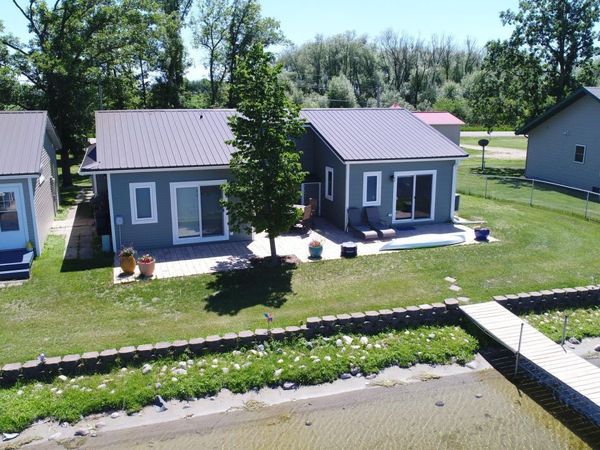 27096 Little Floyd Lake Road , Detroit Lakes, MN 56501