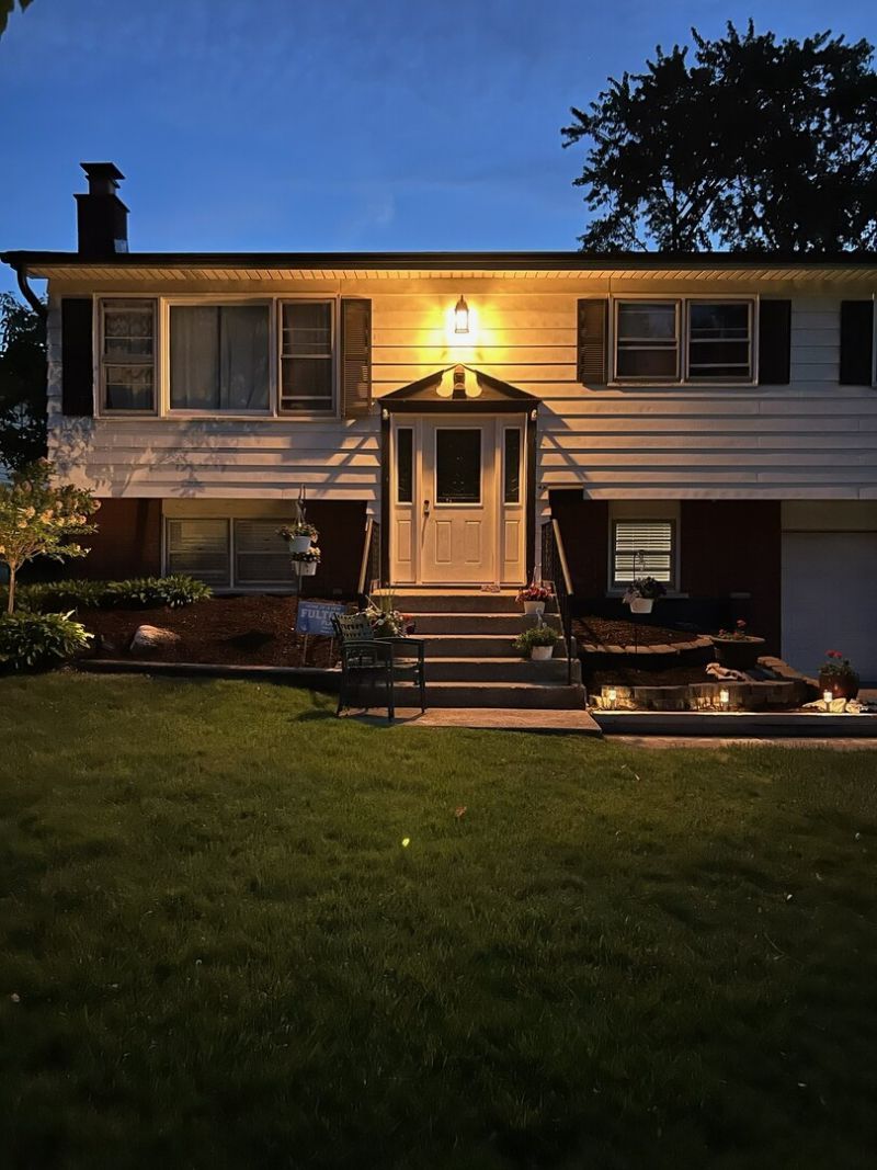 16334 Ridgeland Avenue, Tinley Park, IL 60477 Main Photo