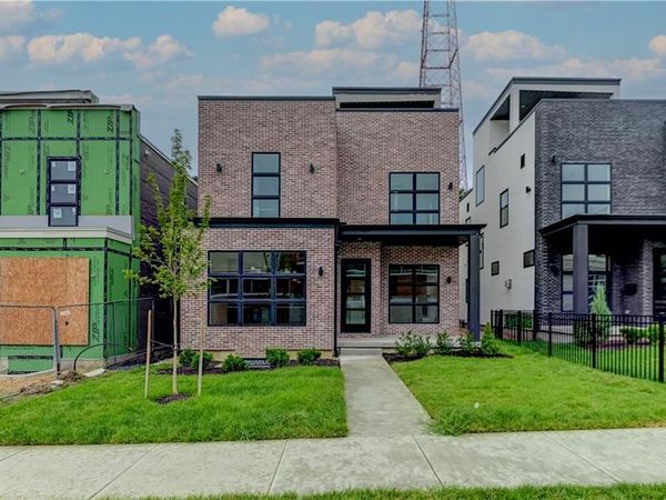 3116 Oak Street, Kansas City, MO 64111