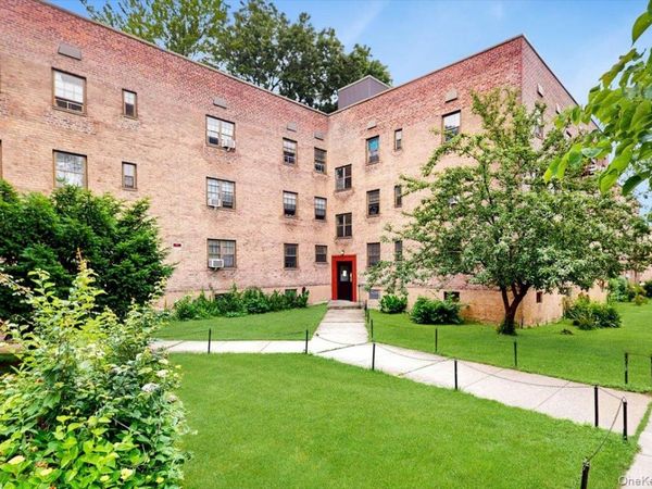 144-37 79th ave, Unit 1R, Kew Garden Hills, NY 11367