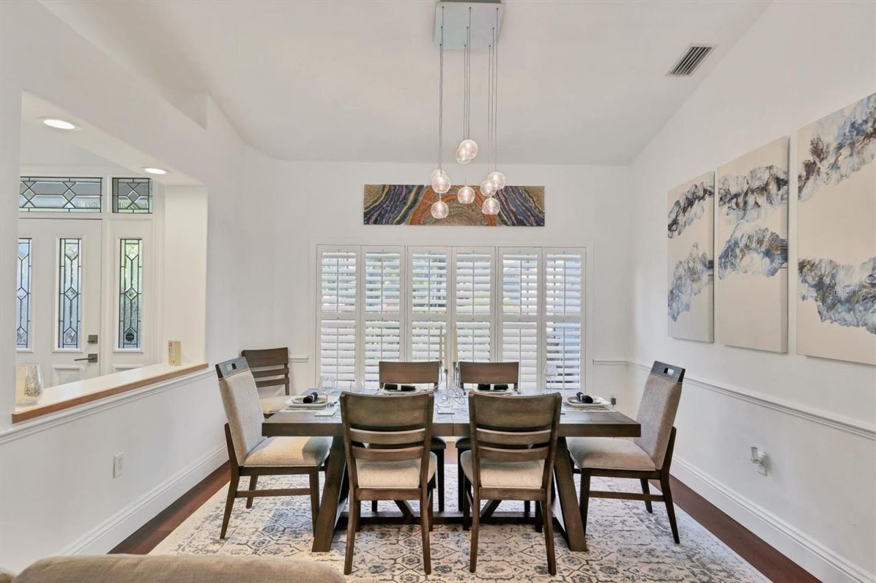 4305 Highland Oaks Circle, Sarasota, FL 34235 Photo