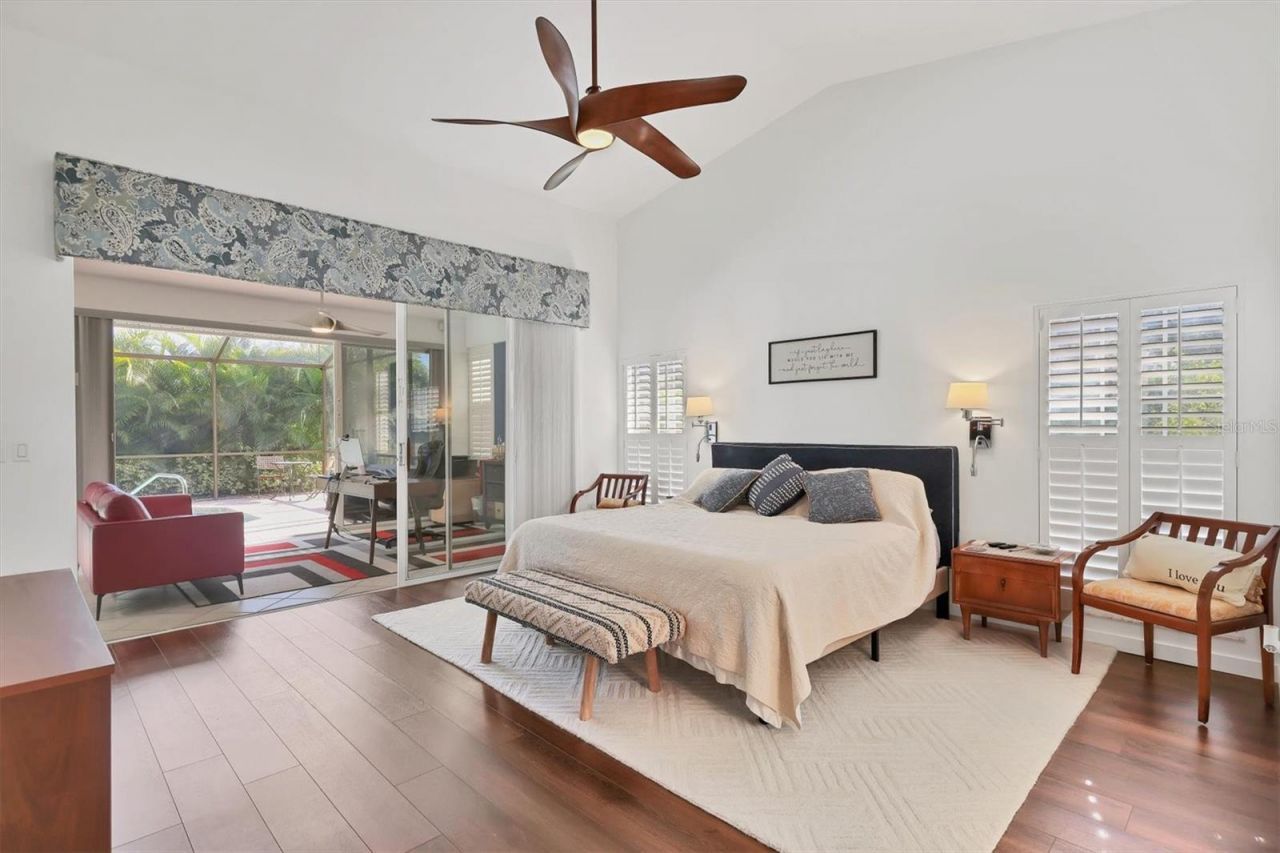 4305 Highland Oaks Circle, Sarasota, FL 34235 Photo