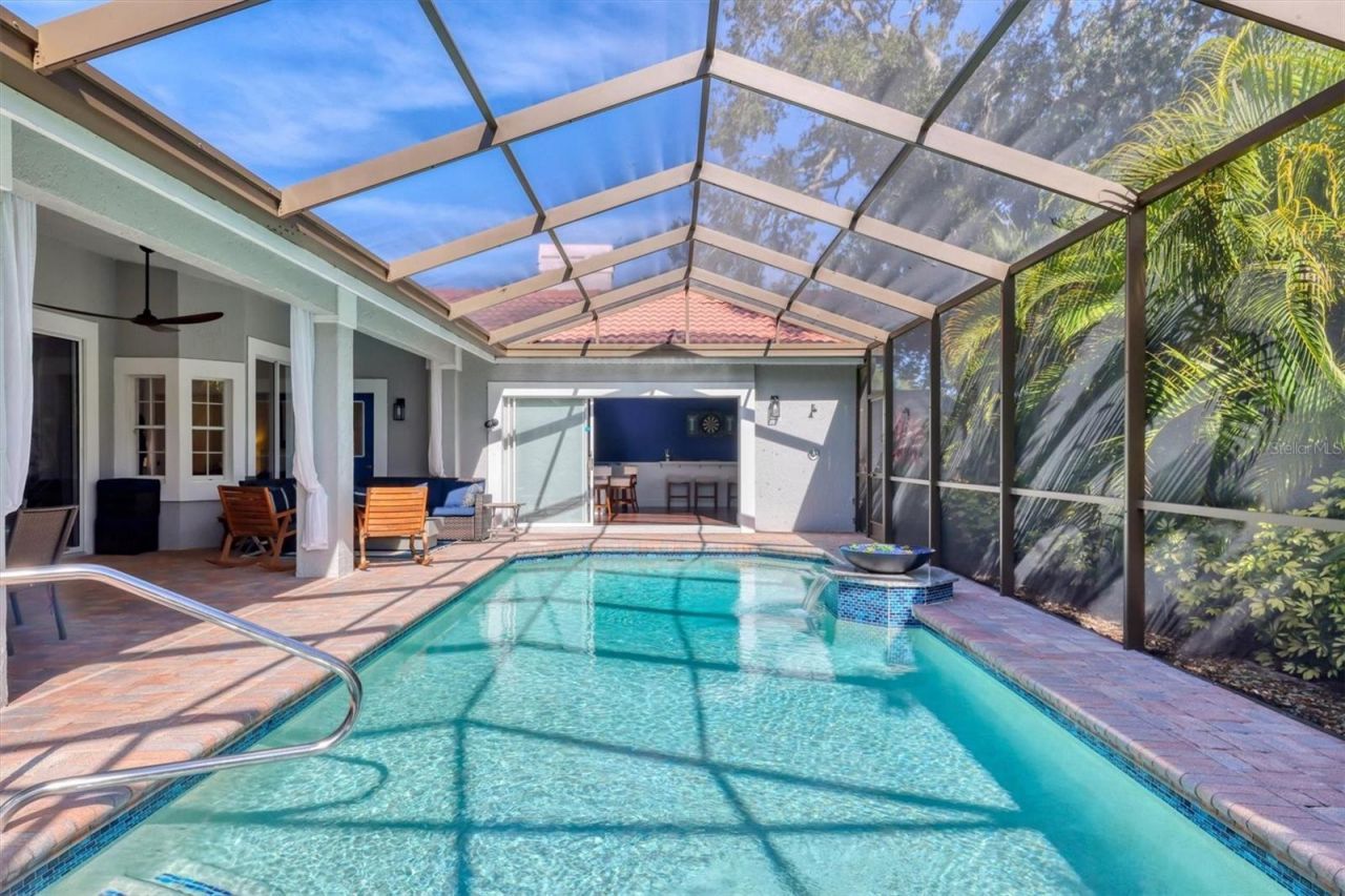 4305 Highland Oaks Circle, Sarasota, FL 34235 Photo