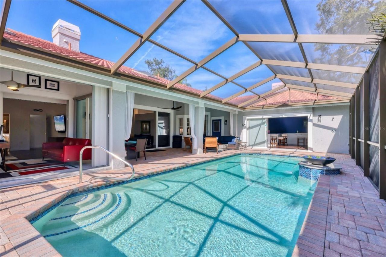 4305 Highland Oaks Circle, Sarasota, FL 34235 Photo