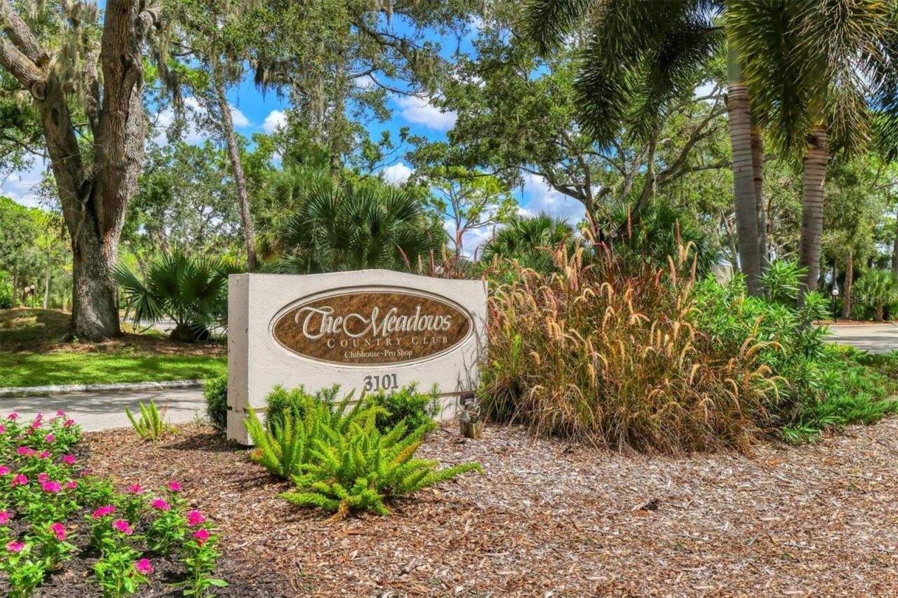 4305 Highland Oaks Circle, Sarasota, FL 34235 Photo