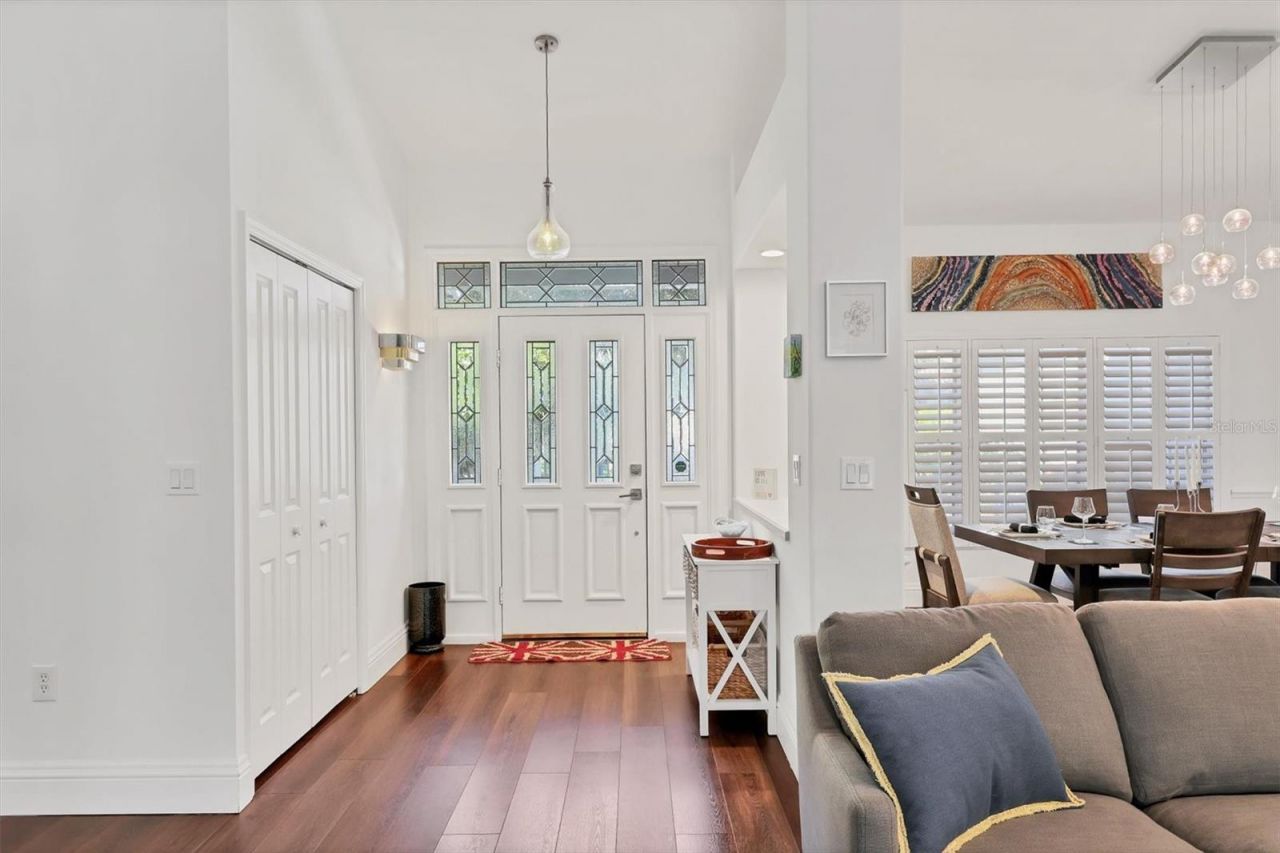 4305 Highland Oaks Circle, Sarasota, FL 34235 Photo