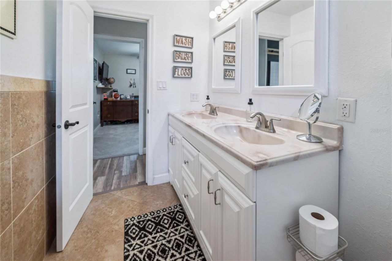 14545 SW 155th Avenue, Brooker, FL 32622 Photo