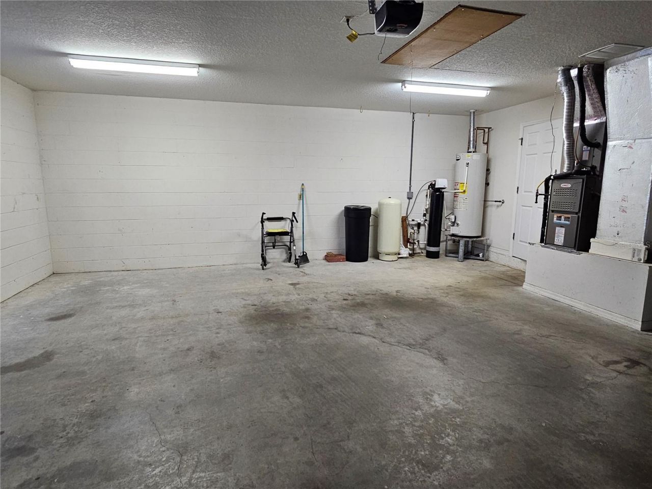 5692 NE 62nd Court Road, Silver Springs, FL 34488 Photo