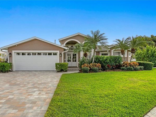 1320 52ND AVENUE NE, ST PETERSBURG, FL 33703