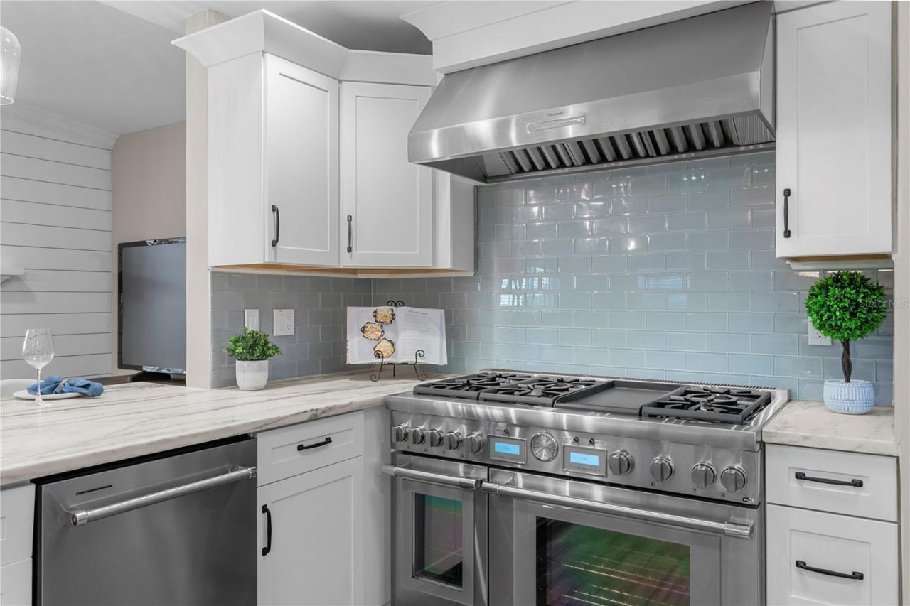 1320 52nd Avenue Ne, Saint Petersburg, FL 33703 Photo