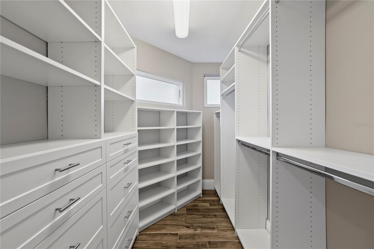 1320 52nd Avenue Ne, Saint Petersburg, FL 33703 Photo