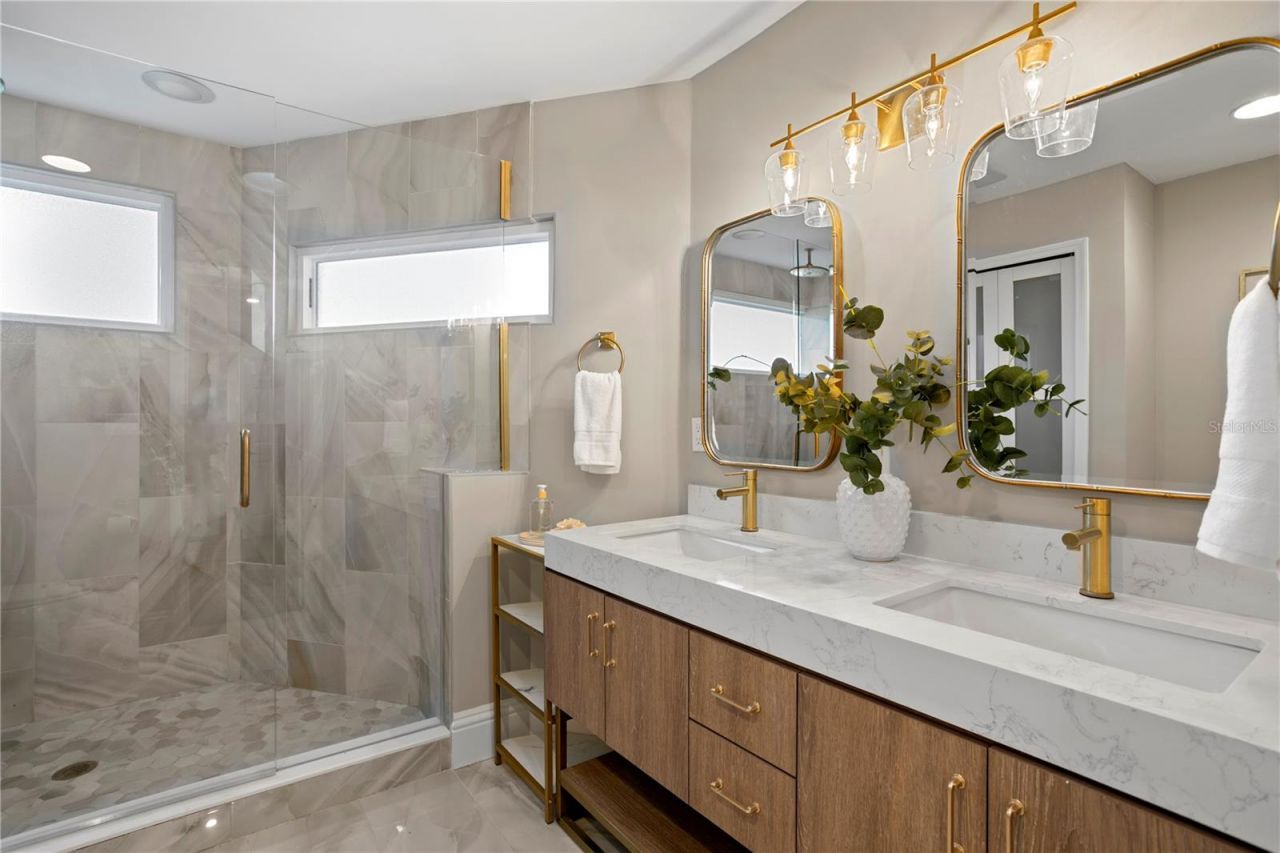 1320 52nd Avenue Ne, Saint Petersburg, FL 33703 Photo