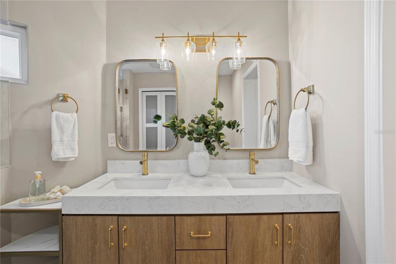 1320 52nd Avenue Ne, Saint Petersburg, FL 33703 Photo