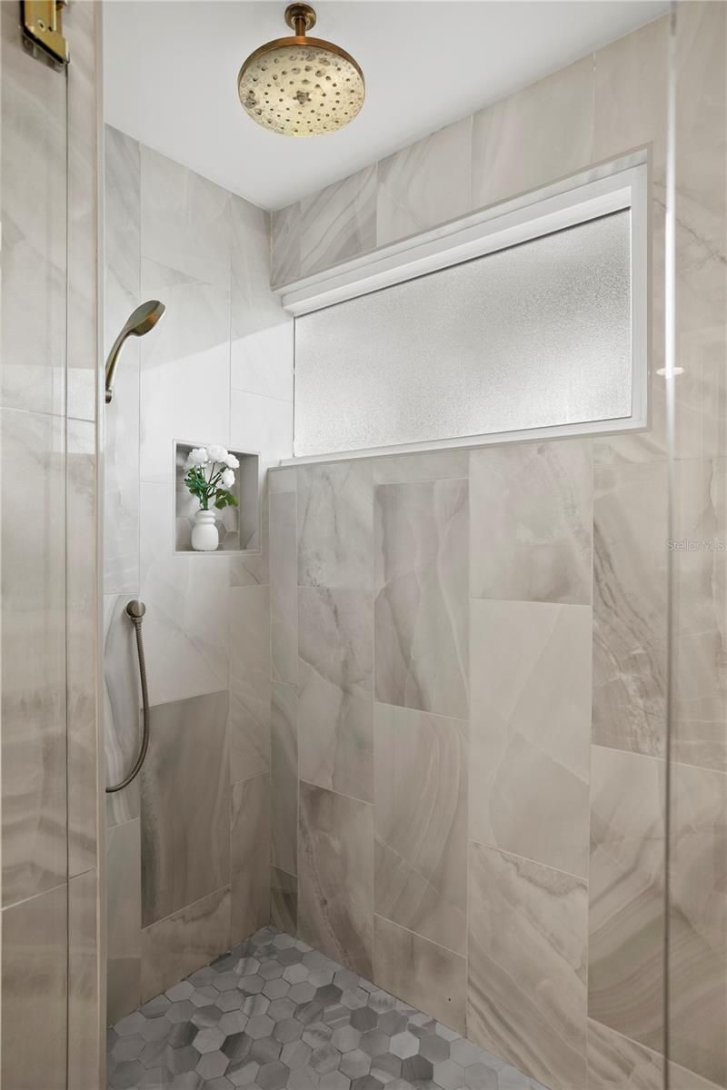 1320 52nd Avenue Ne, Saint Petersburg, FL 33703 Photo