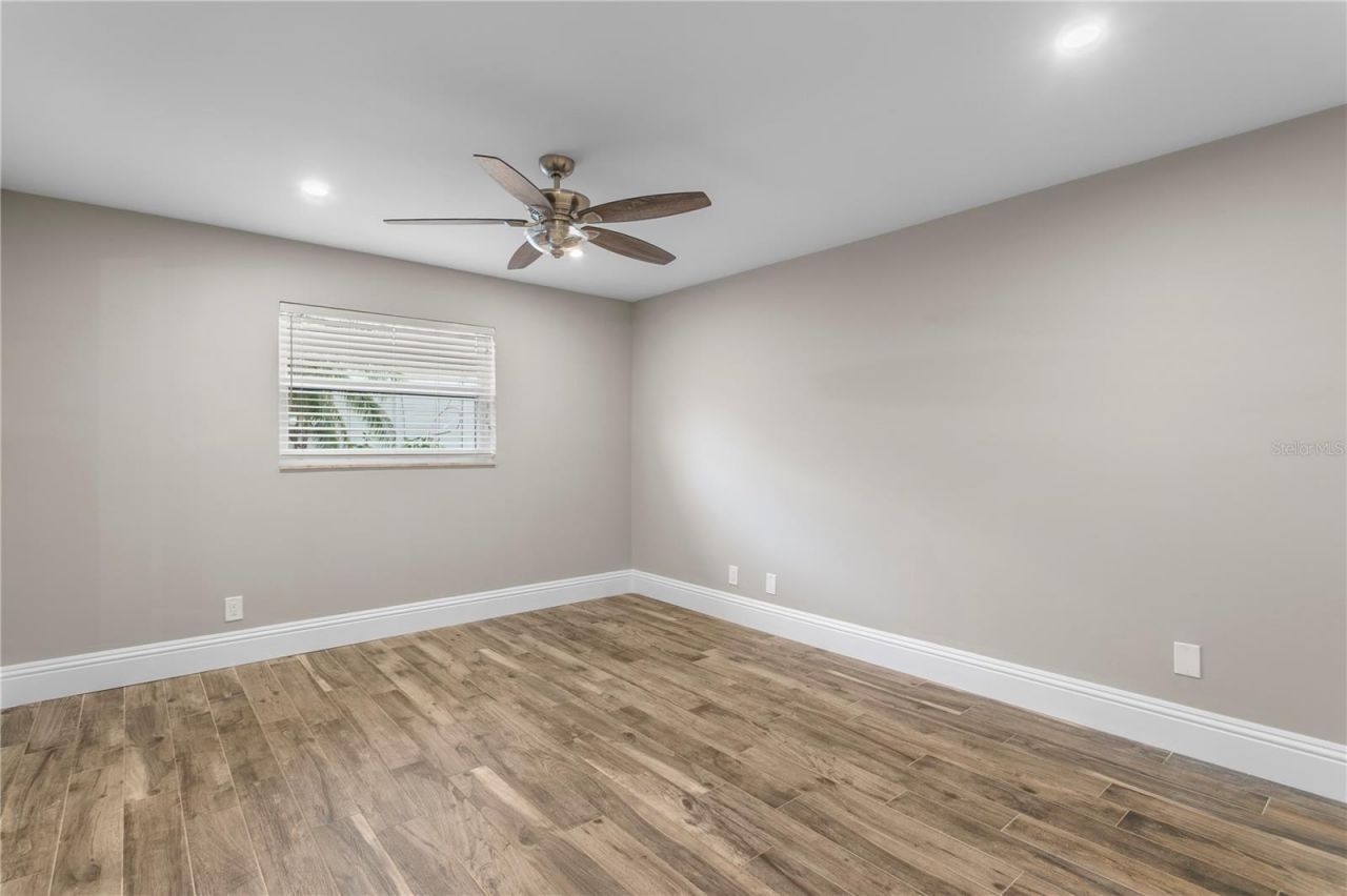 1320 52nd Avenue Ne, Saint Petersburg, FL 33703 Photo