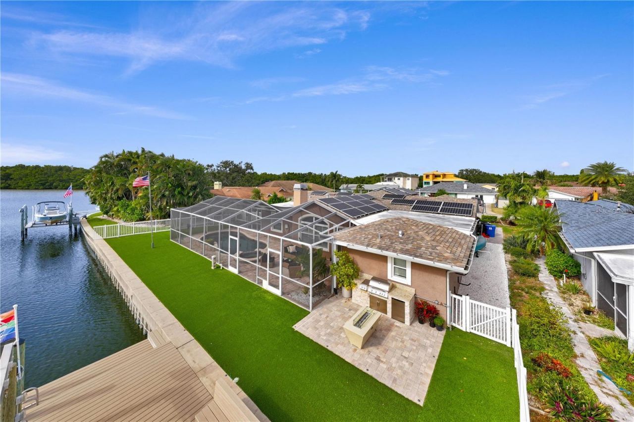 1320 52nd Avenue Ne, Saint Petersburg, FL 33703 Photo