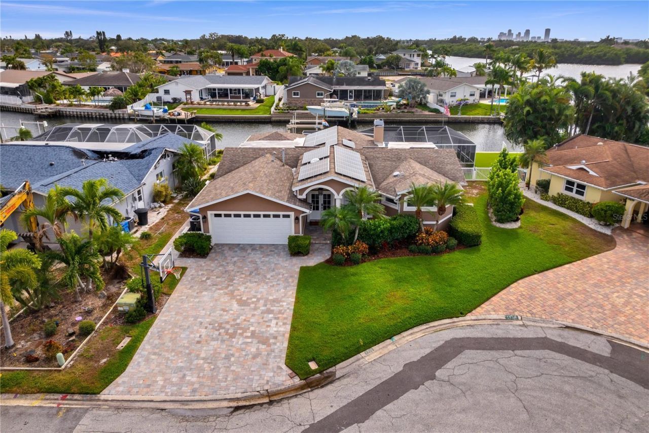 1320 52nd Avenue Ne, Saint Petersburg, FL 33703 Photo