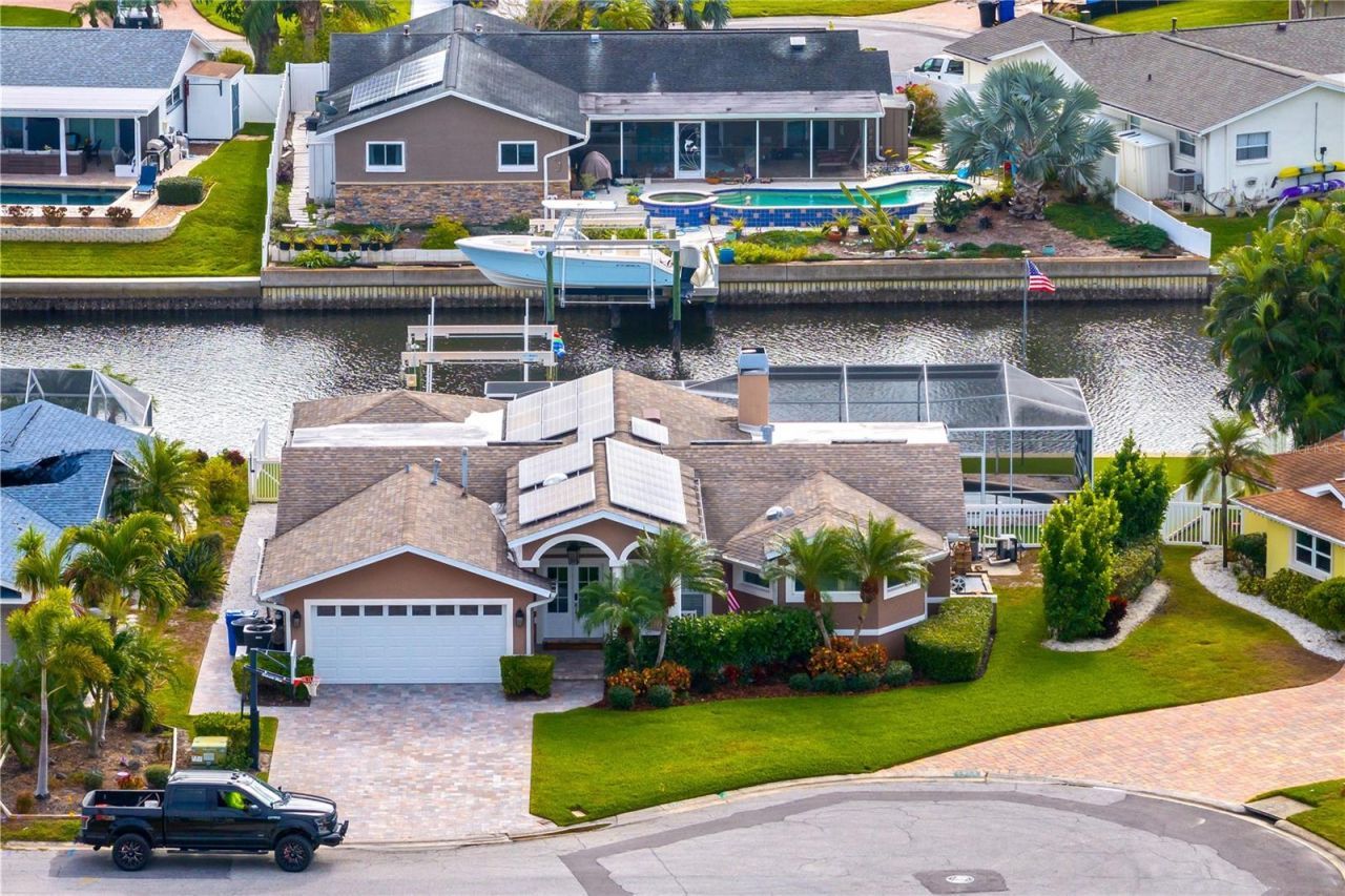 1320 52nd Avenue Ne, Saint Petersburg, FL 33703 Photo