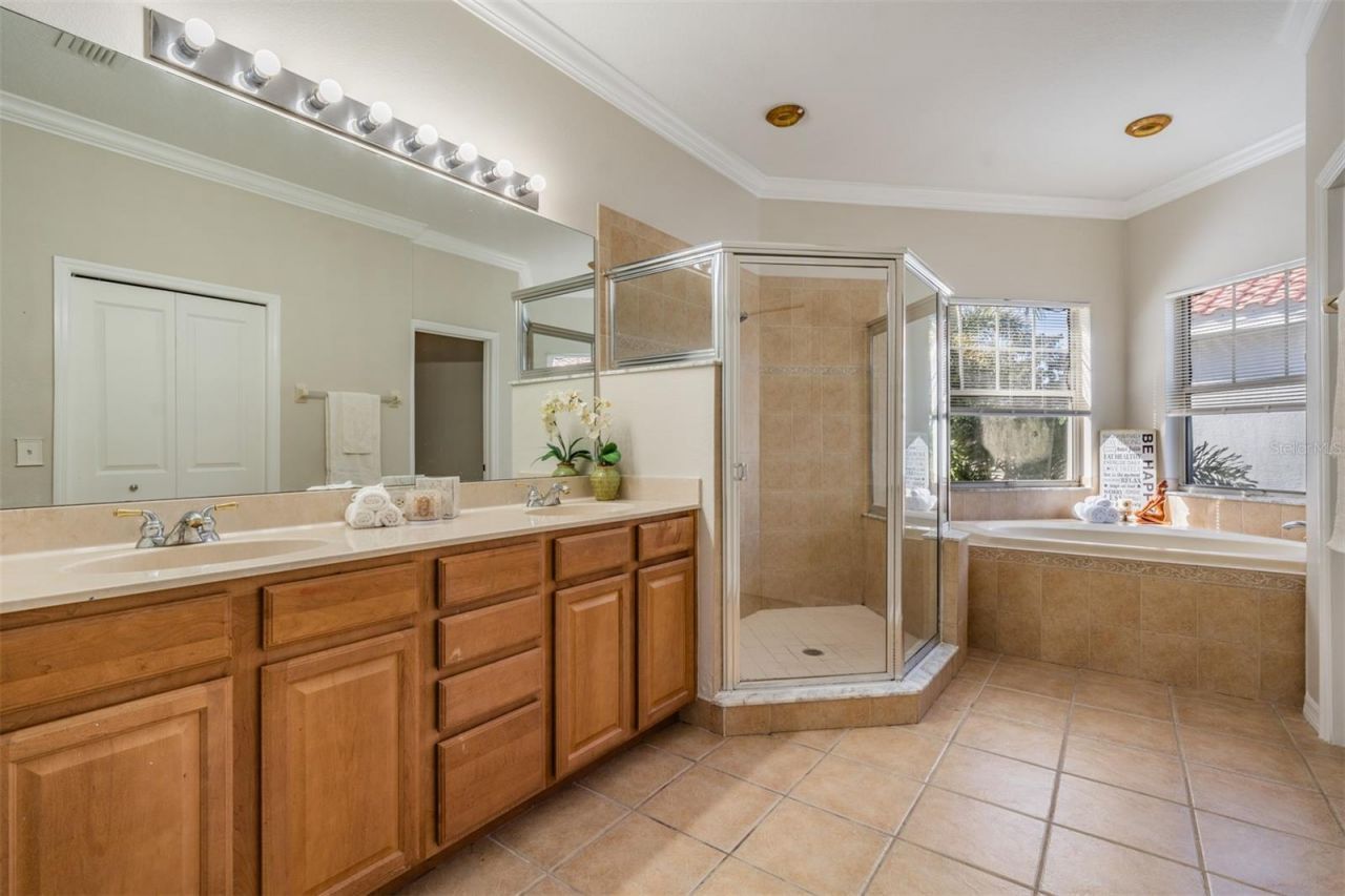 8685 Bayou Way N, Pinellas Park, FL 33782 Photo