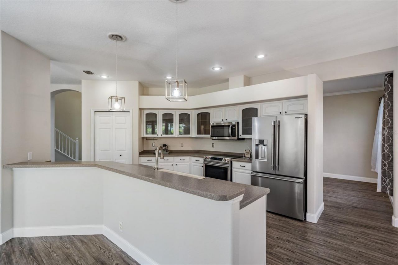 8685 Bayou Way N, Pinellas Park, FL 33782 Photo