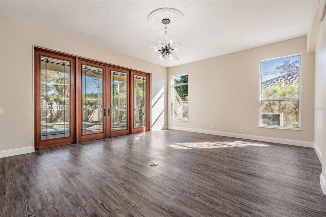 8685 Bayou Way N, Pinellas Park, FL 33782 Photo