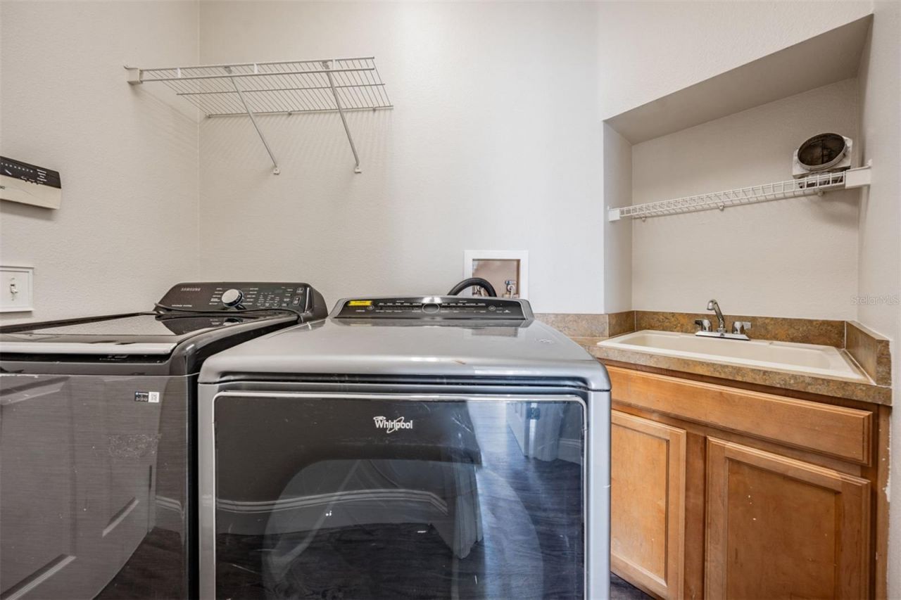 8685 Bayou Way N, Pinellas Park, FL 33782 Photo