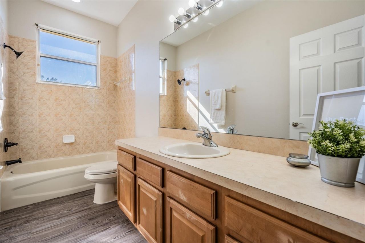 8685 Bayou Way N, Pinellas Park, FL 33782 Photo