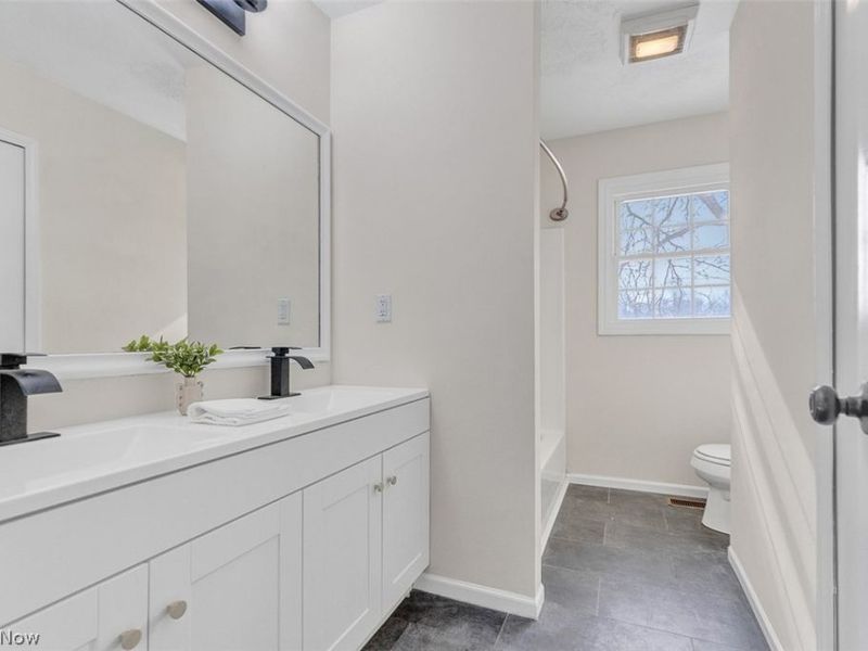 1010 Brookpoint Drive, Medina, OH 44256 Photo 32