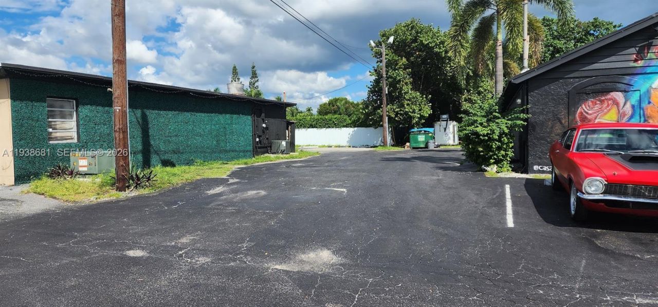 3801 N 10th Ave N, Palm Springs, FL 33461 Photo