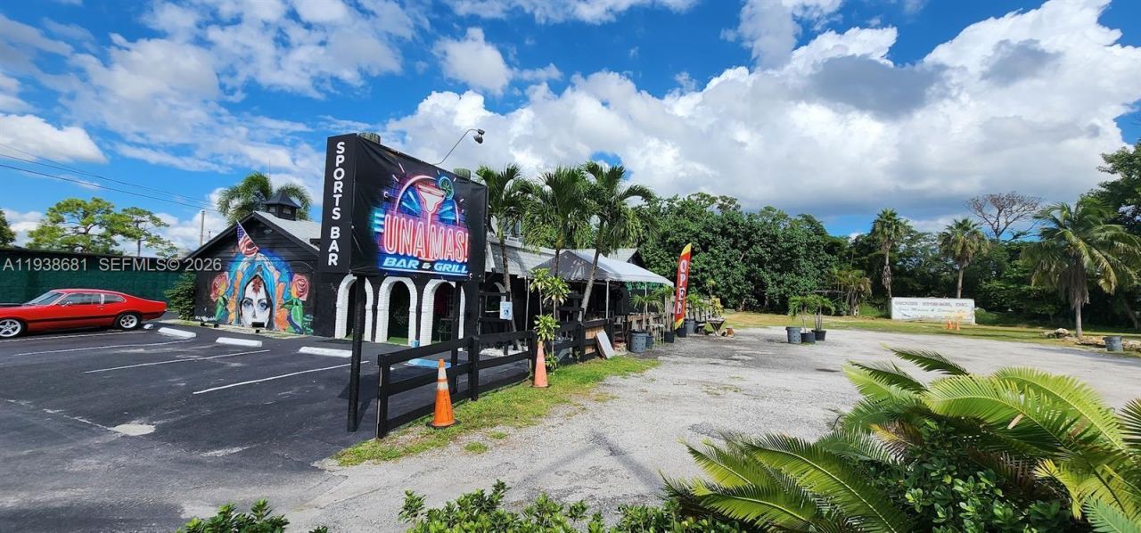 3801 N 10th Ave N, Palm Springs, FL 33461 Photo