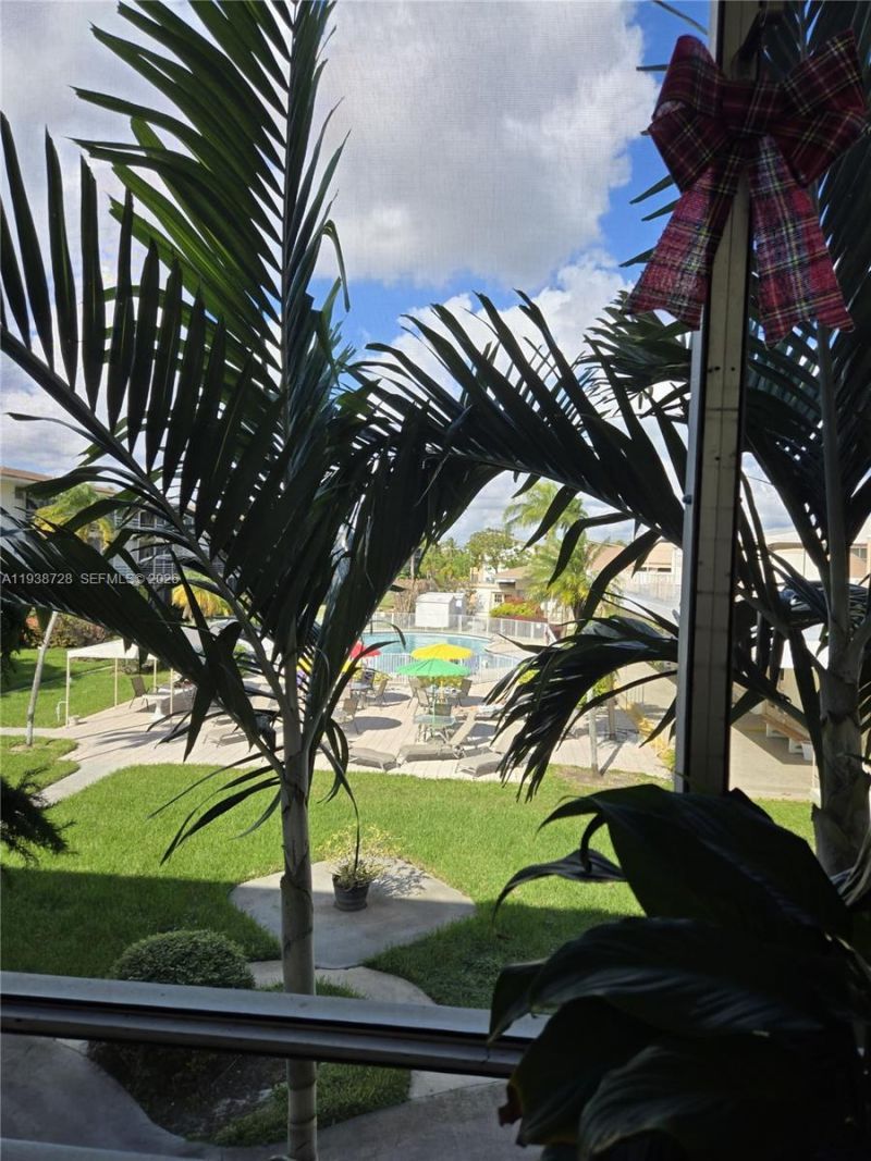 16801 NE 13th Ave, Unit 210, Miami, FL 33162 Photo