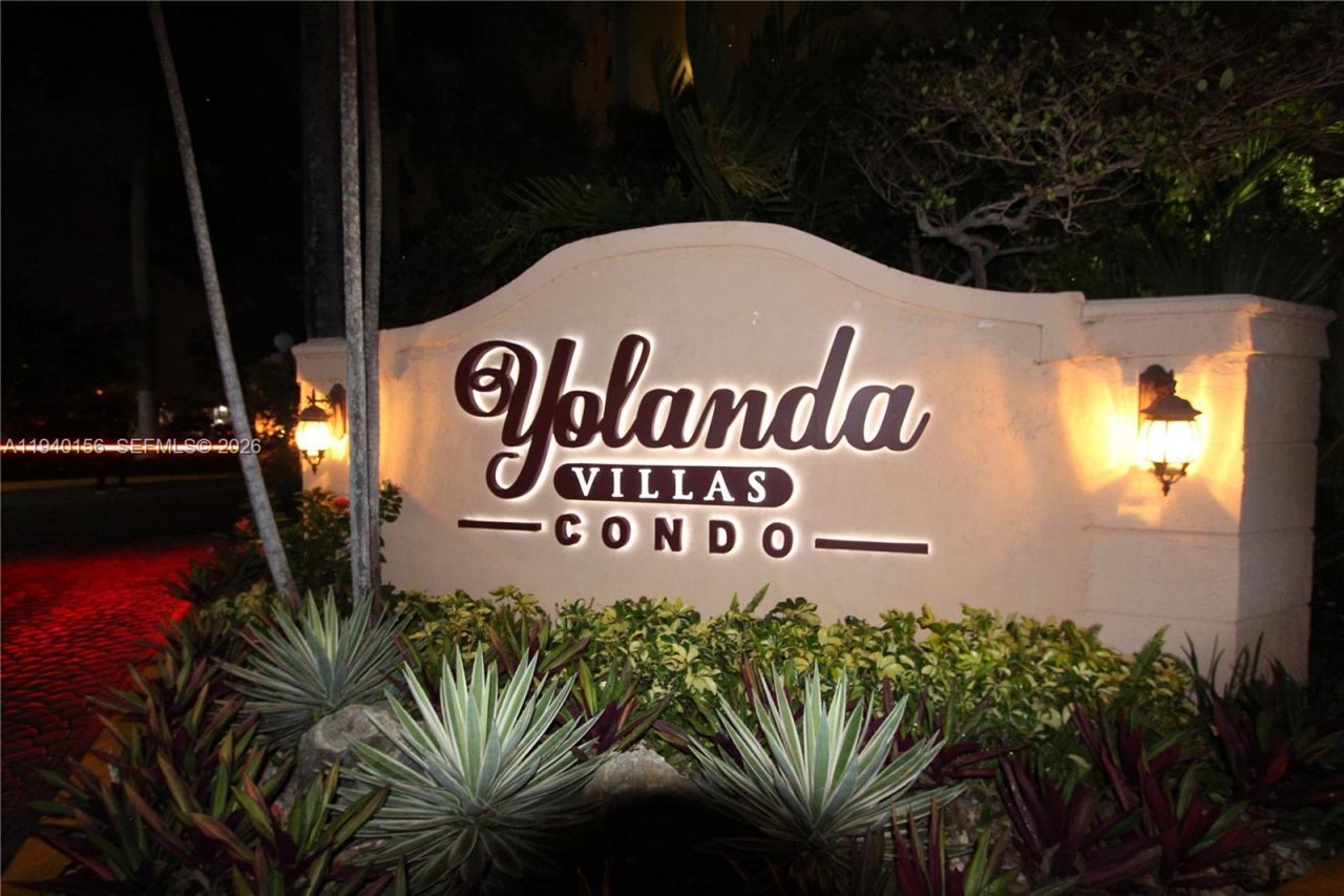 4550 NW 9th St, Unit 611E, Miami, FL 33126 Photo