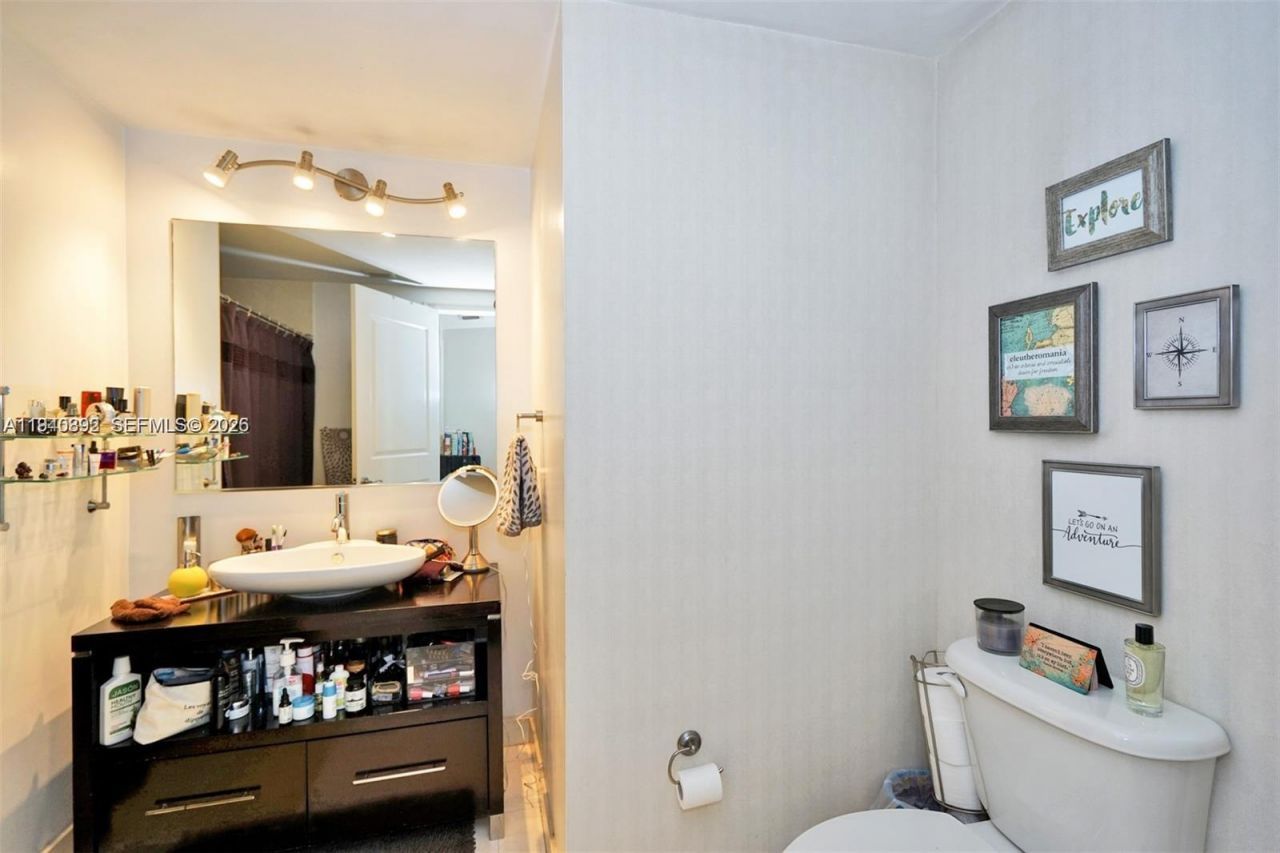 480 NE 30th St, Unit 1403, Miami, FL 33137 Photo