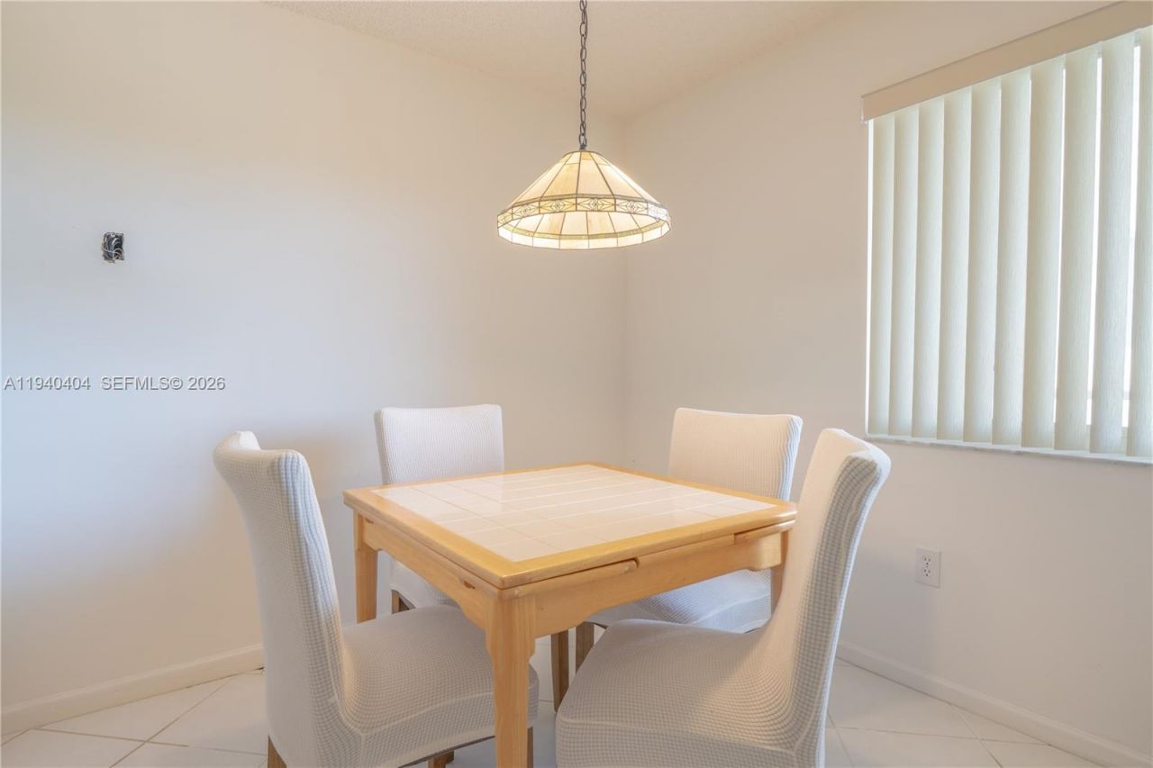 2541 N Nob Hill Rd, Unit 309, Sunrise, FL 33322 Photo