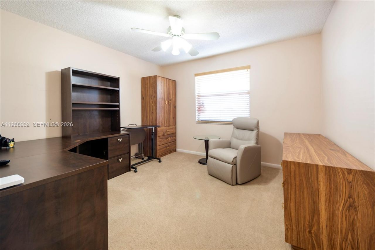 4970 E Sabal Palm Blvd, Unit 405, Tamarac, FL 33319 Photo