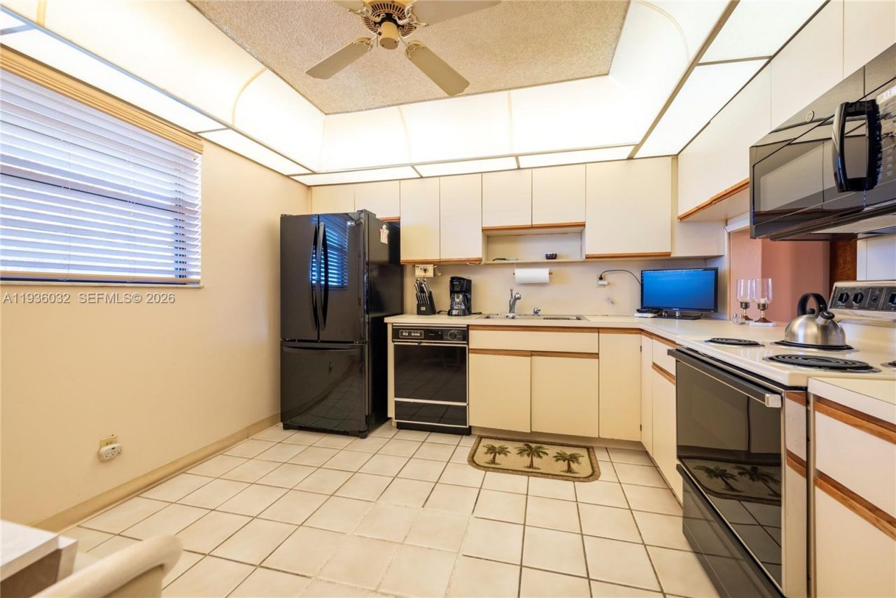 4970 E Sabal Palm Blvd, Unit 405, Tamarac, FL 33319 Photo