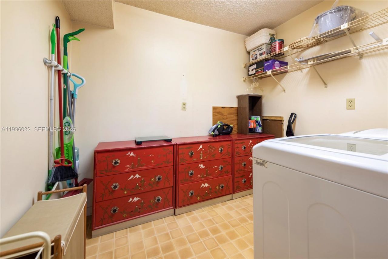 4970 E Sabal Palm Blvd, Unit 405, Tamarac, FL 33319 Photo