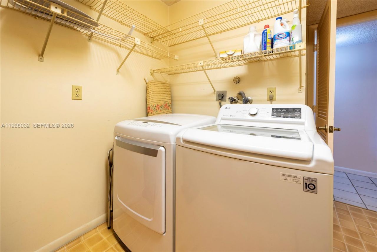 4970 E Sabal Palm Blvd, Unit 405, Tamarac, FL 33319 Photo