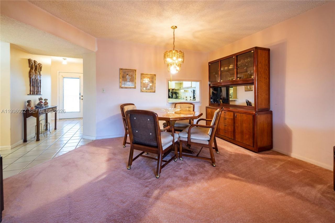 4970 E Sabal Palm Blvd, Unit 405, Tamarac, FL 33319 Photo