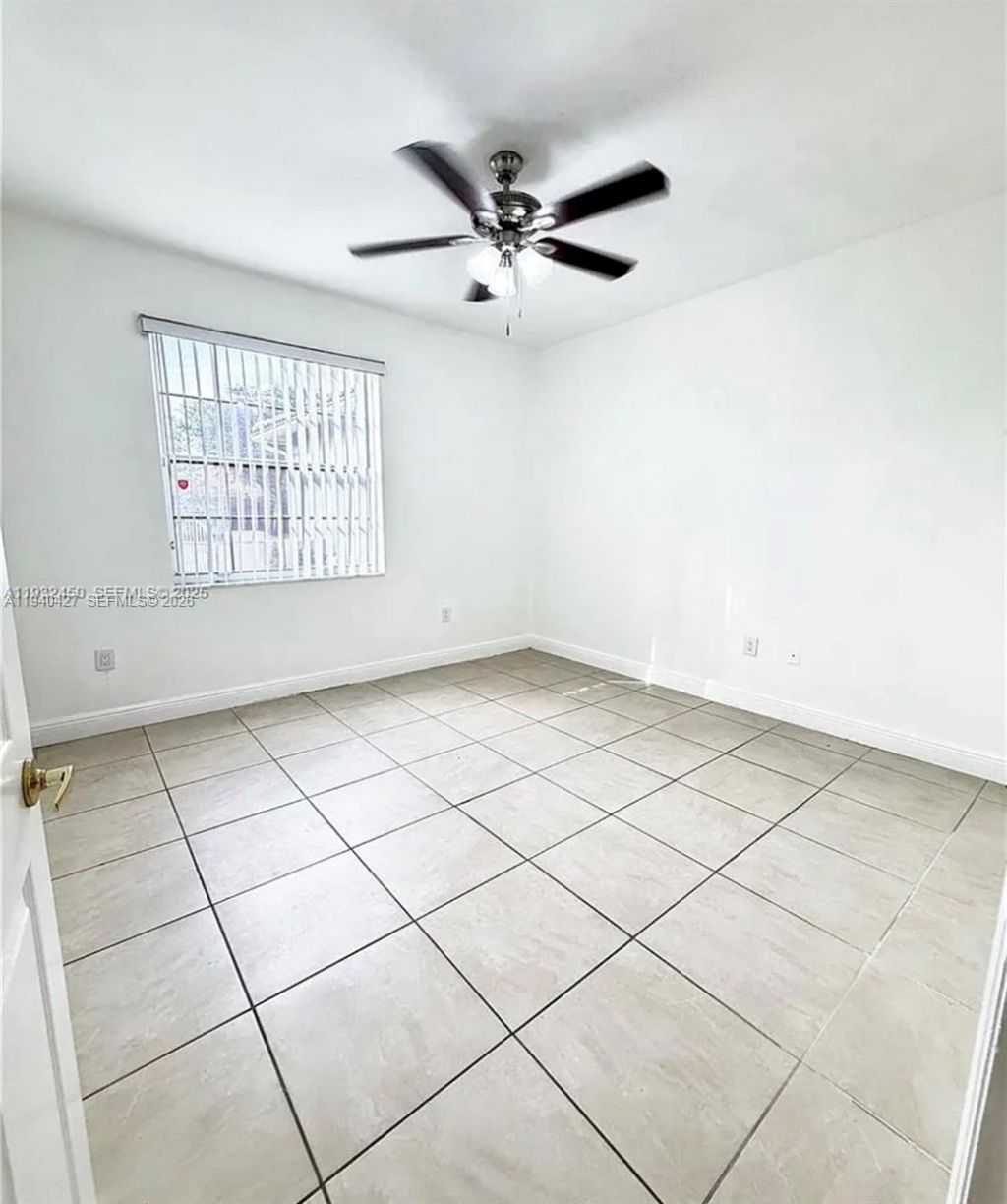 2650 E Aragon Blvd, Unit 2, Sunrise, FL 33313 Photo