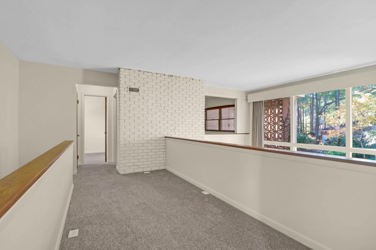 102 Candlelite Path Photo 17