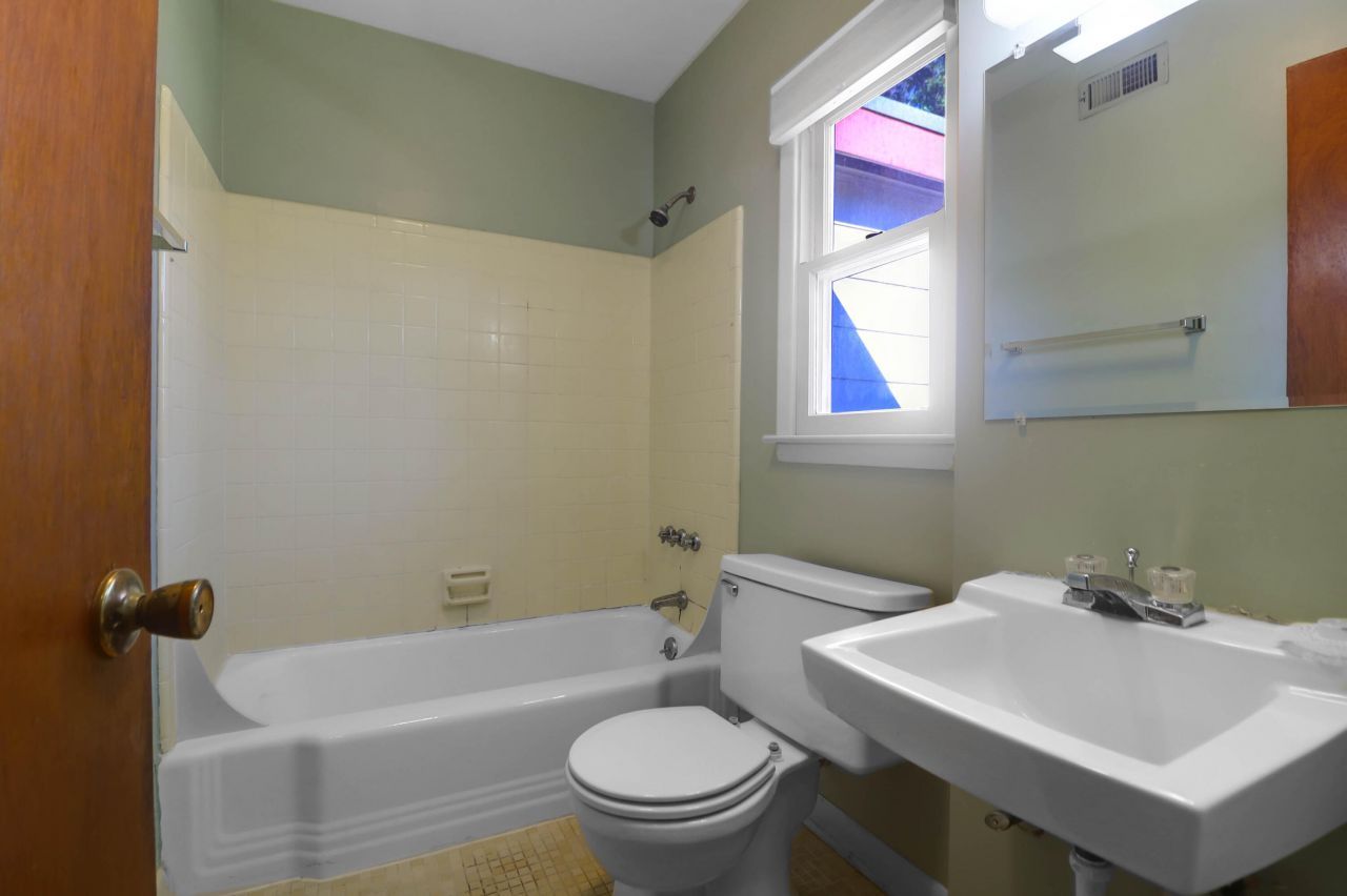 102 Candlelite Path Photo 21