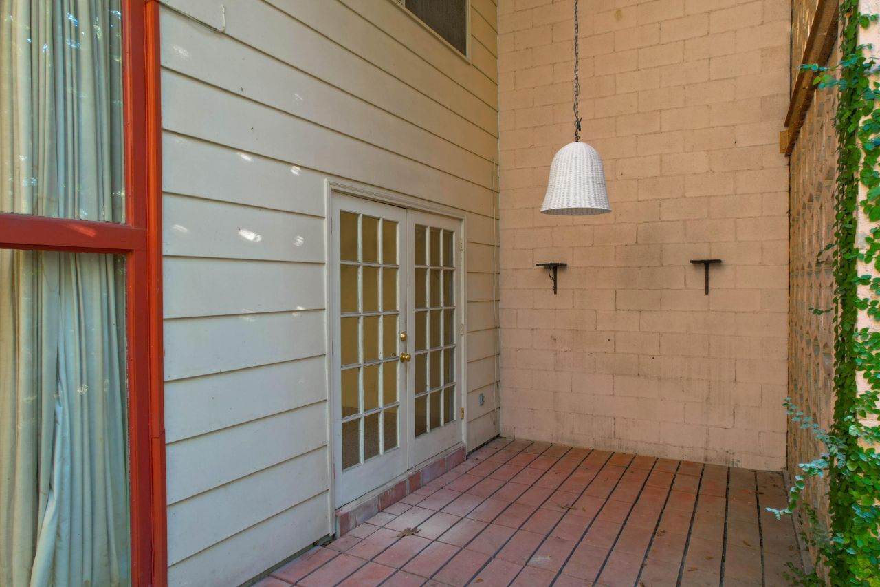 102 Candlelite Path Photo 28