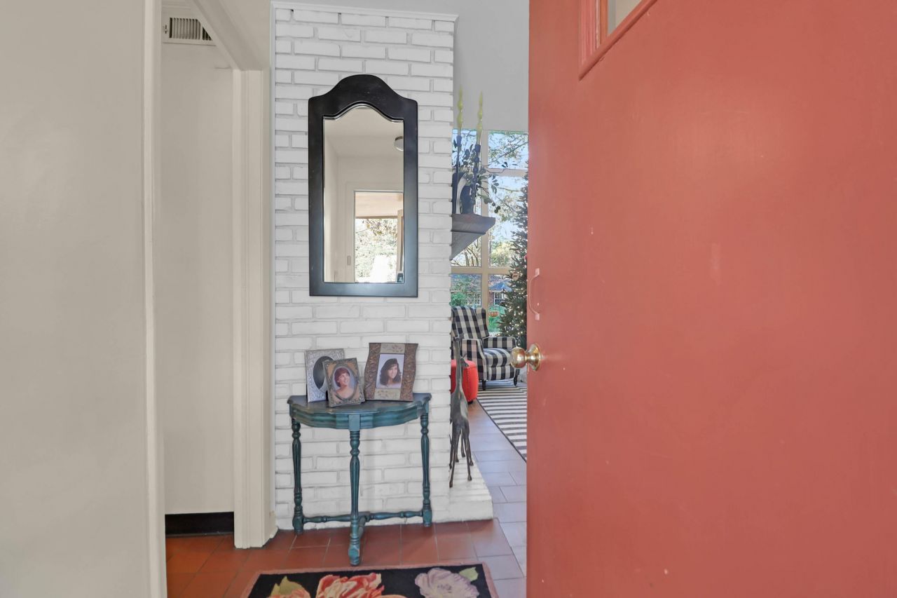 102 Candlelite Path Photo 59