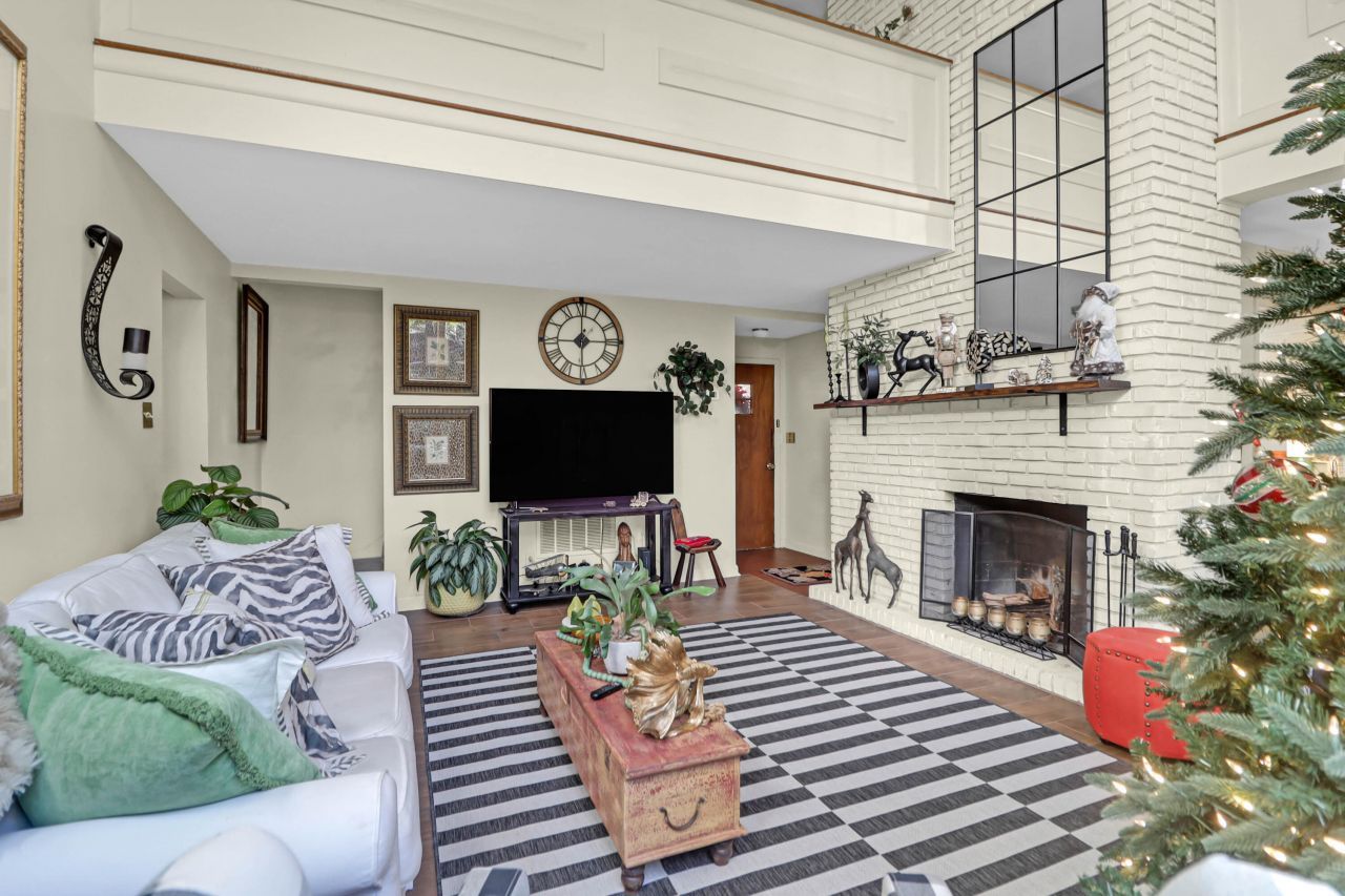 102 Candlelite Path Photo 61