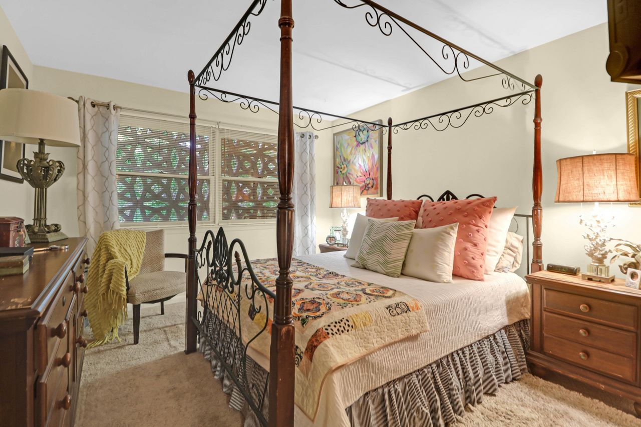 102 Candlelite Path Photo 62